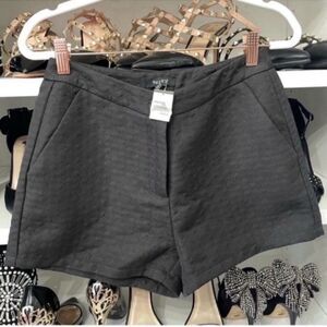 NWT Verty Shorts black Size Small